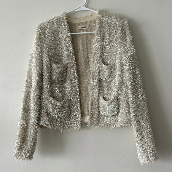 EUC L’AGENCE Cream Bouclé Tweed Open Front Frayed Jacket Sz 8 Silk Blend Cropped - Picture 16 of 16